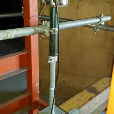 Vertical Load Test for Adjustable Screw Jack - (AS/NZS 1576.2: 2016)